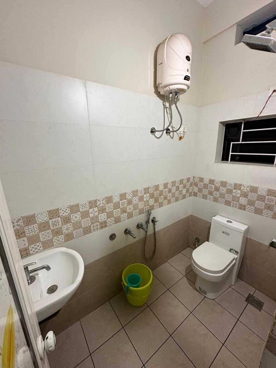 Hotel Zahir Residency Kondotty Exterior foto