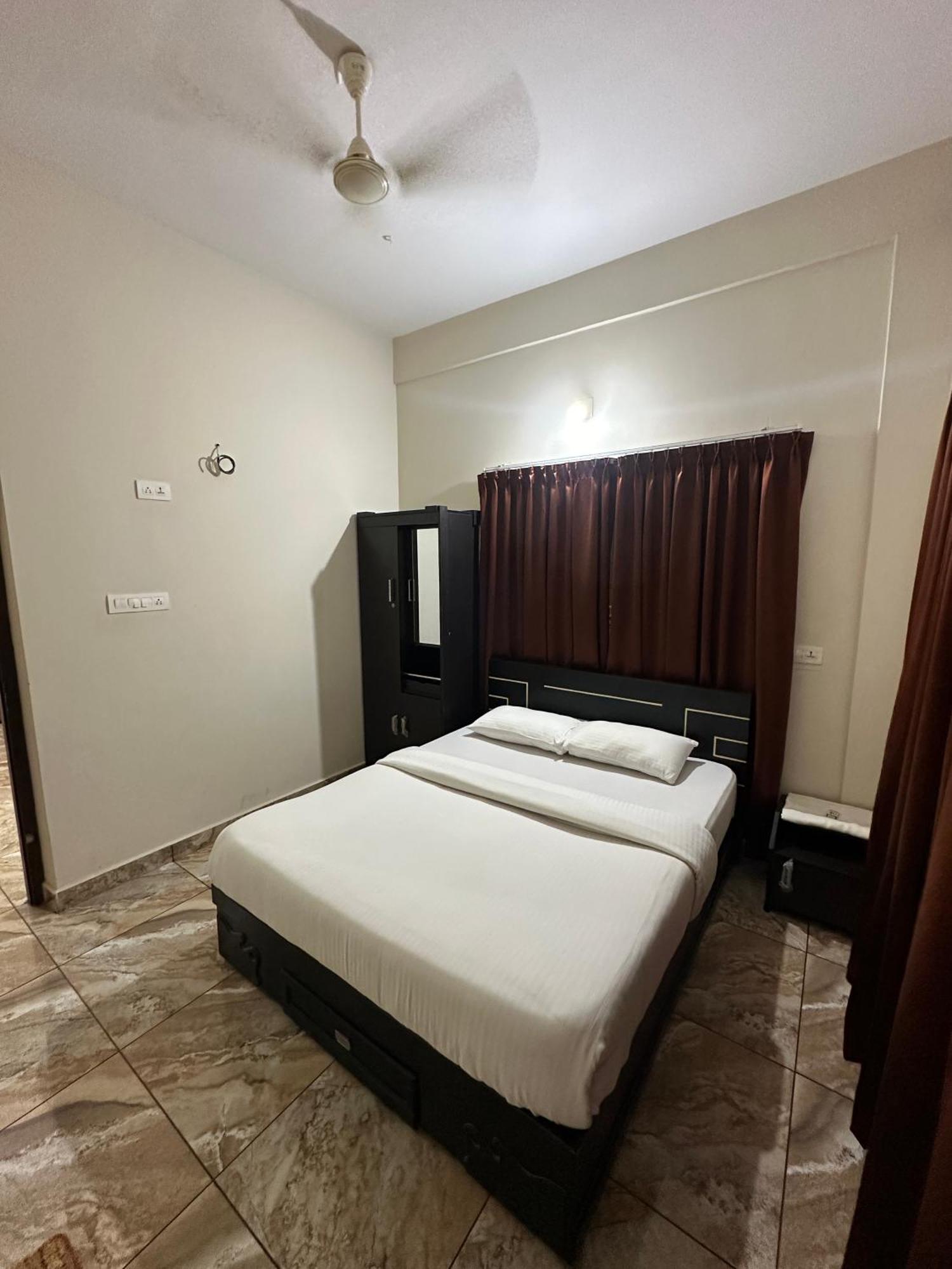 Hotel Zahir Residency Kondotty Exterior foto