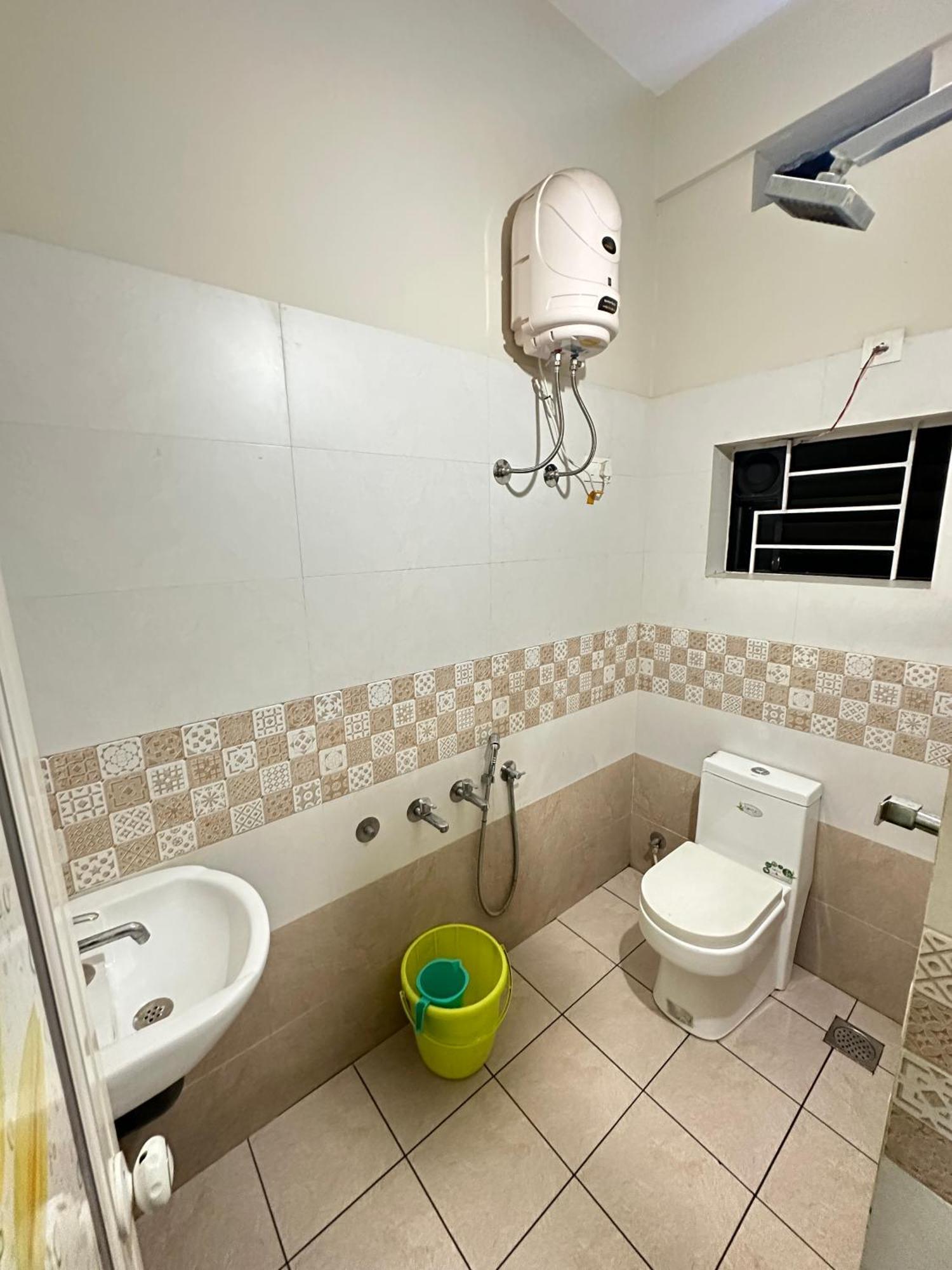 Hotel Zahir Residency Kondotty Exterior foto