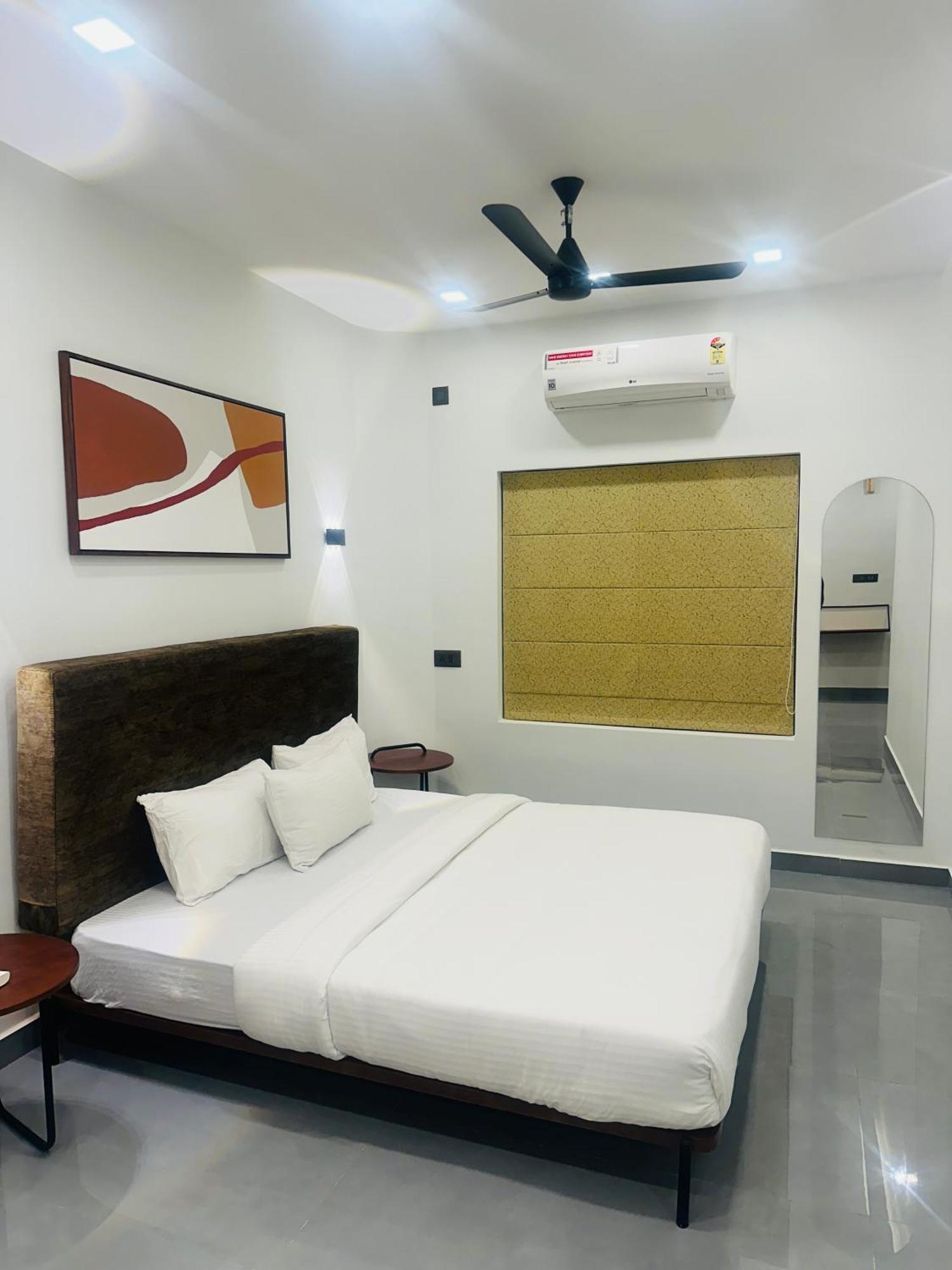 Hotel Zahir Residency Kondotty Exterior foto