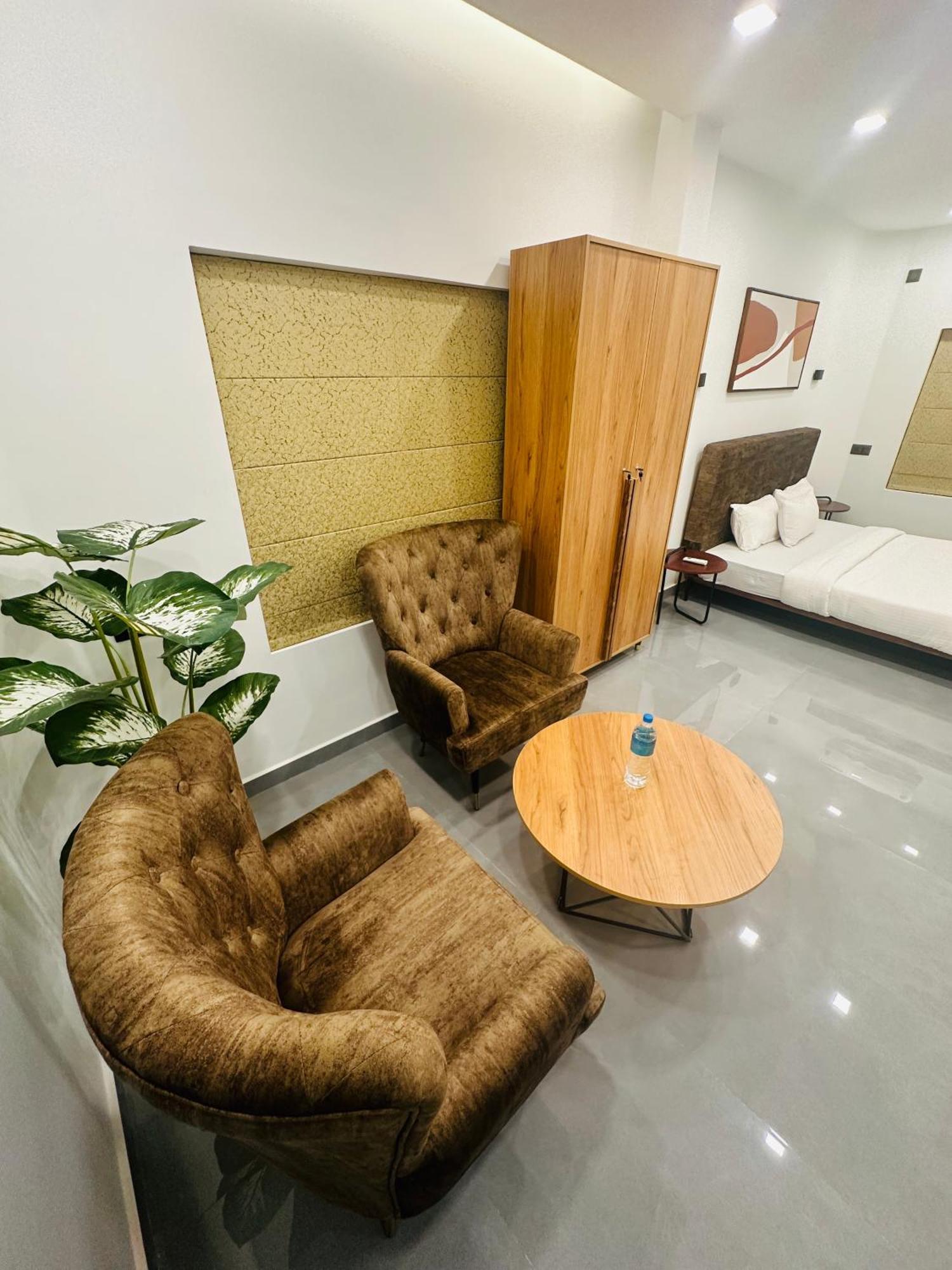Hotel Zahir Residency Kondotty Exterior foto